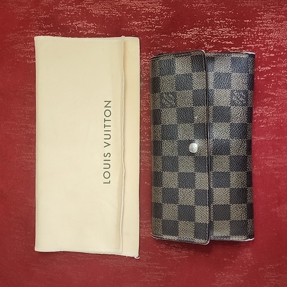 Louis Vuitton Sarah Wallet Damier Ebene Brown